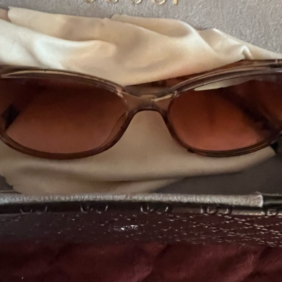Gucci Sunglasses- women